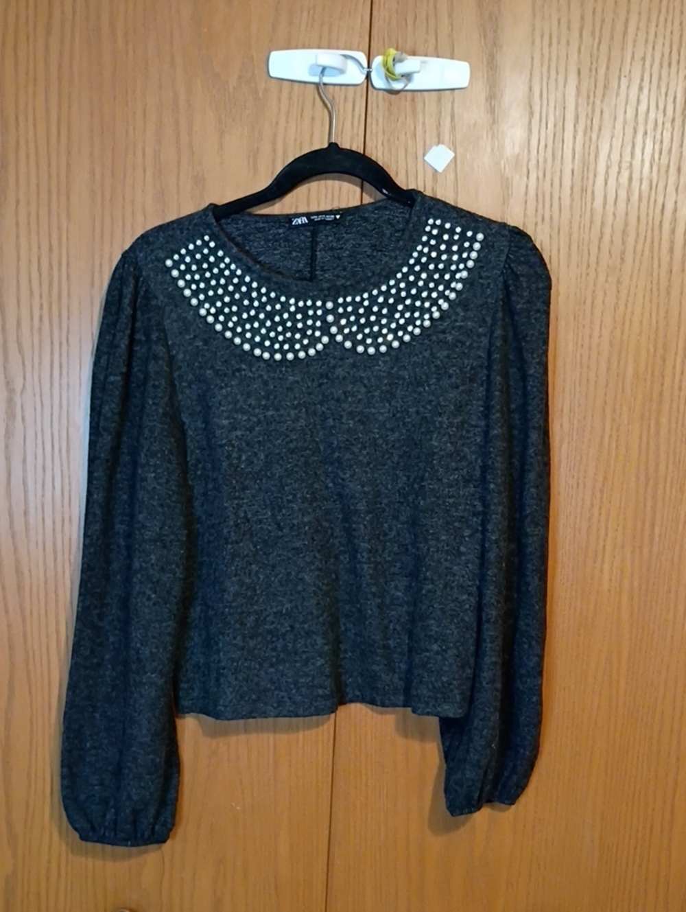 ZARA Dark Gray Pearl-Trimmed Long Sleeve Top Size Small